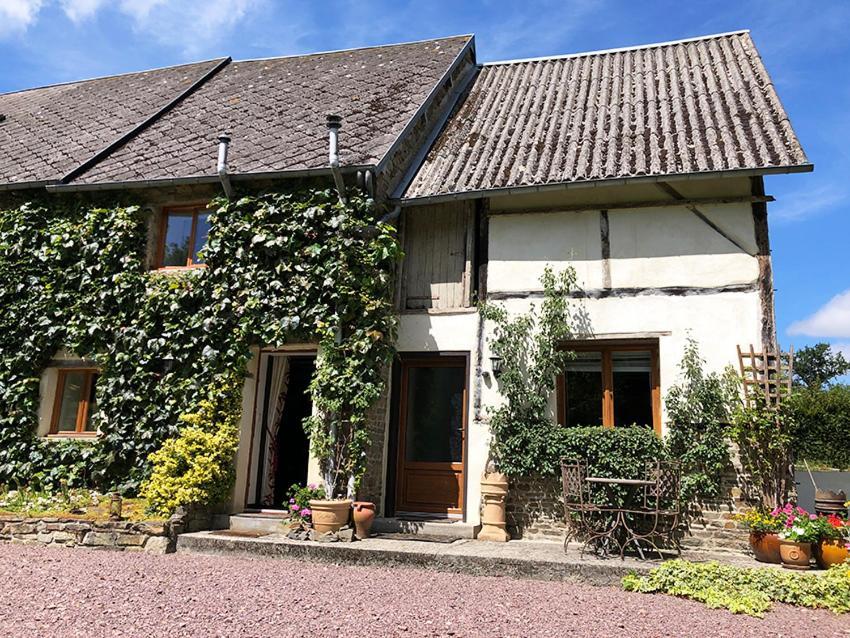 La Ferme Studio Apartments Conde-sur-Noireau Экстерьер фото